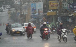 Miền Trung sắp nắng nóng dài ngày, miền Bắc duy trì mưa dông vào chiều tối