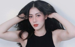 Hotgirl bóng chuyền Hoàng Kiều Trinh khoe sắc ấn tượng bên hồ bơi