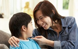 Cậu bé tự ti vì nhà không giàu như bạn, chỉ một câu hỏi của mẹ khiến em ngừng so sánh và nhận ra bài học đắt giá
