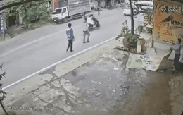 Phóng 'bạt mạng' trên đường, xe máy tông trúng 3 người đi bộ ở Tuyên Quang