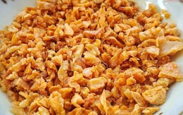 Mách bạn cách phi tỏi vàng ươm, giòn ngon, không lo bị đắng