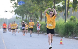 Hơn 6.000 người tham gia Giải đi bộ - chạy bộ 'Tự hào Thành phố tôi yêu' kỷ niệm 100 năm báo chí