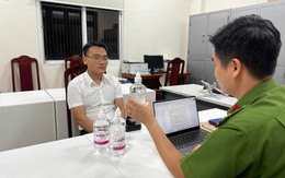Hà Nội: Phó chủ tịch UBND thị trấn Chúc Sơn bị bắt vì sản xuất cồn giả