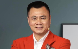 NSND Tự Long xin lỗi