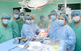 Bệnh viện Trung ương Huế thực hiện thành công 4 ca ghép tim, gan, giác mạc xuyên Việt