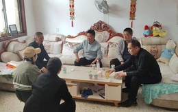 Bố mẹ gọi 3 con về chia tài sản, con trai duy nhất lại chẳng nhận được gì, con dâu giận dỗi bỏ đi