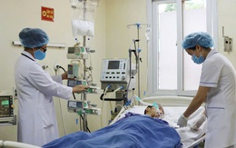 Hành trình kỳ diệu của cậu bé 14 tuổi ở Quảng Ninh bị u não ác tính