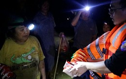 Lạng Sơn: Mưa lớn kéo dài nhiều nơi bị ngập sâu, lực lượng chức năng xuyên đêm cứu hộ