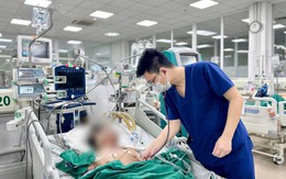 Người đàn ông nhiễm khuẩn huyết nặng, tiên lượng nguy kịch do mắc sai lầm khi chữa đau khớp