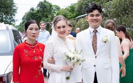 Cưới chàng trai Hà Tĩnh, cô dâu Phần Lan được cả làng khen xinh