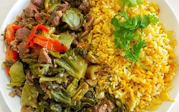 Mẹo làm cơm rang dưa bò đúng điệu, chuẩn vị Hà Nội ngon nức lòng