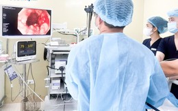 Phát hiện hàng trăm polyp bám chi chít trong ruột nam sinh 17 tuổi từ dấu hiệu nhiều người Việt bỏ qua
