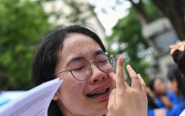 Đề thi Toán tốt nghiệp THPT 2025 dài như văn, có đáng để thí sinh bật khóc?