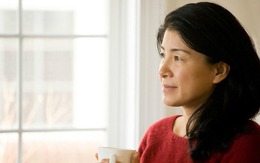 Mẹ ruột bệnh nặng, tôi bỏ về chăm sóc: Chồng đòi ly hôn, bố mẹ chồng dọa bệnh nhập viện