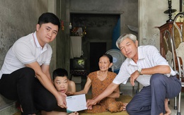 Tấm lòng bạn đọc Báo Sức khỏe và Đời sống đến với hoàn cảnh mẹ già chăm con bại liệt ở Huế