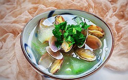 3 món canh ngon hoàn hảo lại dễ nấu cho bữa cơm nhà trong ngày hè nóng bức