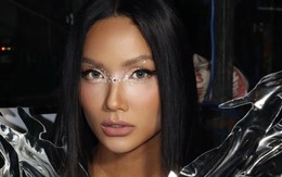 Hoa hậu H'Hen Niê mang bầu 4 tháng vẫn catwalk thần thái