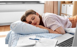 4 thay đổi thói quen ăn uống giúp sĩ tử ngủ ngon