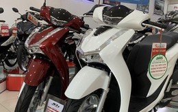 Giá xe SH mới nhất giảm chưa từng có, rẻ hiếm thấy, thậm chí thấp hơn cả niêm yết, khách hàng đua đặt cọc vì giá rẻ