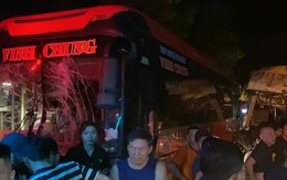Hiện trường kinh hoàng vụ 3 xe khách tông nhau trên QL1A