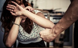 'Bữa sáng muộn' và cú đấm vào mắt vợ: Câu chuyện phẫn nộ phía sau cánh cửa gia đình