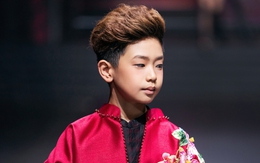 Thần thái trên sàn catwalk 'đỉnh nóc' của Nam vương nhí 8 tuổi Bùi Khâu Minh Triết