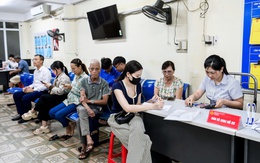 Ngày đầu vận hành chính quyền 2 cấp ở Ninh Bình diễn ra như thế nào?