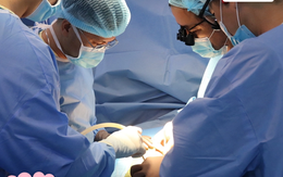 Mẹ hiến tạng cứu sống con gái 11 tuổi bị suy thận giai đoạn cuối