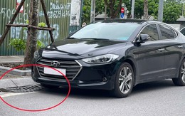 Tranh cãi việc đỗ xe chưa đè lên miệng cống thoát nước vẫn bị CSGT xử phạt
