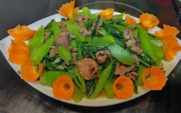 Loại rau dân dã chứa đầy canxi tự nhiên, người Việt nên ăn để xương chắc khỏe, kéo dài tuổi thọ