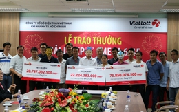 Chuyện khó tin: 3 người cùng trúng Vietlott trong một tối, giải độc đắc hơn 340 tỷ đã tìm về chủ