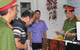 Tạm giữ hình sự lái xe ô tô gây tai nạn lao xuống sông ở Nghệ An