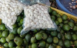 Loại hạt tốt cho tim mạch, tuổi thọ và giảm cân đang vào mùa đắt khách, nhưng khi ăn và bảo quản nhất định phải biết điều này