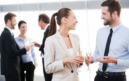 Người EQ cao từ chối lời mời thế nào mà vẫn khiến người khác muốn... mời lần sau?