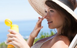 Không cần đến mỹ phẩm trang điểm hàng ngày, bạn vẫn có thể sở hữu làn da đẹp tự nhiên với các bí quyết sau