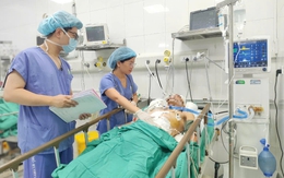 Nạn nhân trong vụ xe bán tải tông liên hoàn trên phố Khâm Thiên hiện ra sao?