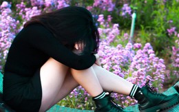 Chị đưa người yêu về sống thử, em gái 17 tuổi sống trong sợ hãi mỗi đêm