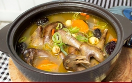 Cách làm bồ câu hầm hạt sen thơm ngon, cực dễ