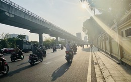 EVN Hà Nội cảnh báo tiền điện tháng 7 tăng vì nắng nóng, người tiêu dùng cần làm những việc này để không 'giật mình' khi nhận hóa đơn điện