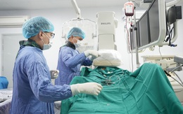 Người đàn ông 56 tuổi ở Quảng Ninh bị viêm gan B sốc mất máu do vỡ u gan từ dấu hiệu này!