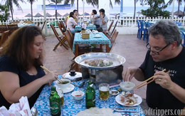 Khách Tây nhận xét Việt Nam có một món mà đi đâu cũng thấy, ăn thì ngon miễn bàn mà giá lại còn mềm