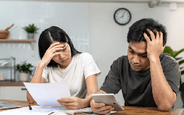 Vợ muốn 'bán mạng' kiếm tiền, lý do khiến chồng đắng lòng