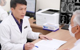 Người bệnh ung thư thực quản chia sẻ quyết định trị bệnh vì... chi phí rẻ hơn 10 lần