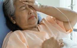 'Con ai thì người nấy chăm' – lời nói lạnh lùng của mẹ chồng khi con dâu sinh mổ khiến bà phải trả giá lúc nằm viện