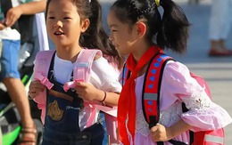 Nếu thấy xung quanh con có 4 kiểu bạn này thì cha mẹ phải can thiệp ngay lập tức: Càng để lâu, hậu quả càng khó lường!
