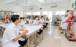 Tuyển sinh đại học 2025: Chọn ngành học này, thí sinh phải đóng đến 500 triệu đồng/năm tiền học phí