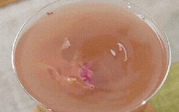 Học ngay cách làm trà vải hoa hồng siêu mê detox cơ thể, xua tan nắng nóng