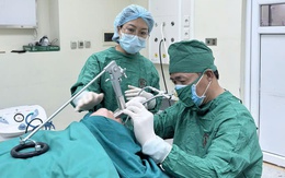Hy hữu: Ăn quất hồng bì, người phụ nữ 35 tuổi ở Quảng Ninh bị sặc dị vật vào phổi