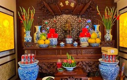 Khi khấn tổ tiên, thần linh, chúng ta nên khấn thành tiếng hay chỉ đọc thầm trong lòng? 