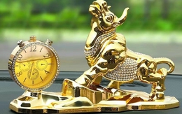 Người tuổi Sửu để gì trong xe ô tô mang đến vạn dặm bình an